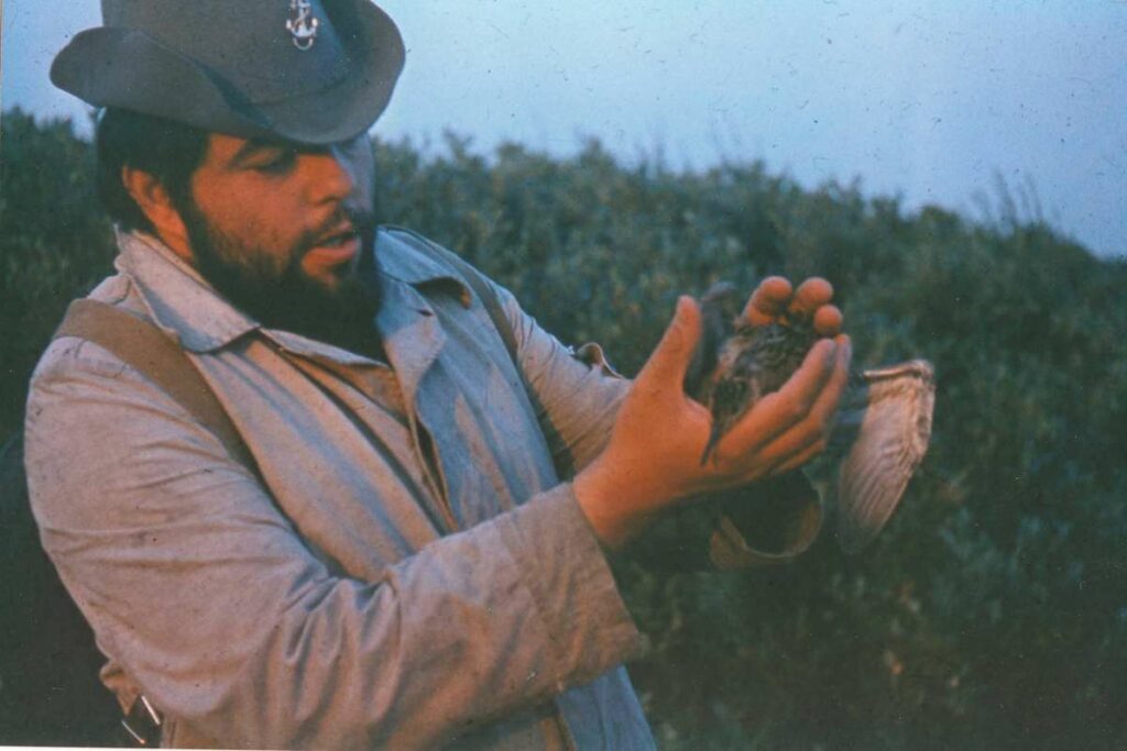 Автор с птенцом кулика. 1976